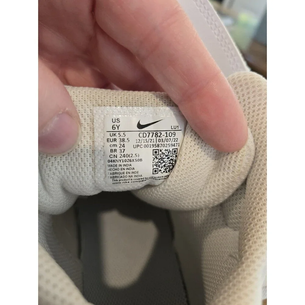 Unisex Kid's Nike Court Borough Mid 2 White/Gray Size 6Y